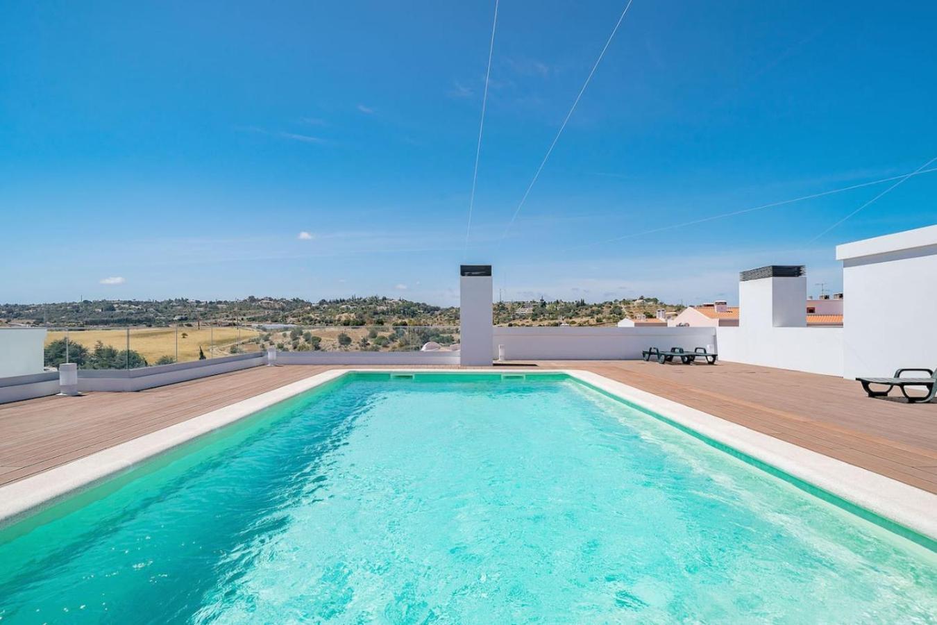 Casa Comer - Modern 3 Bedrooms With Rooftop Pool Lagos